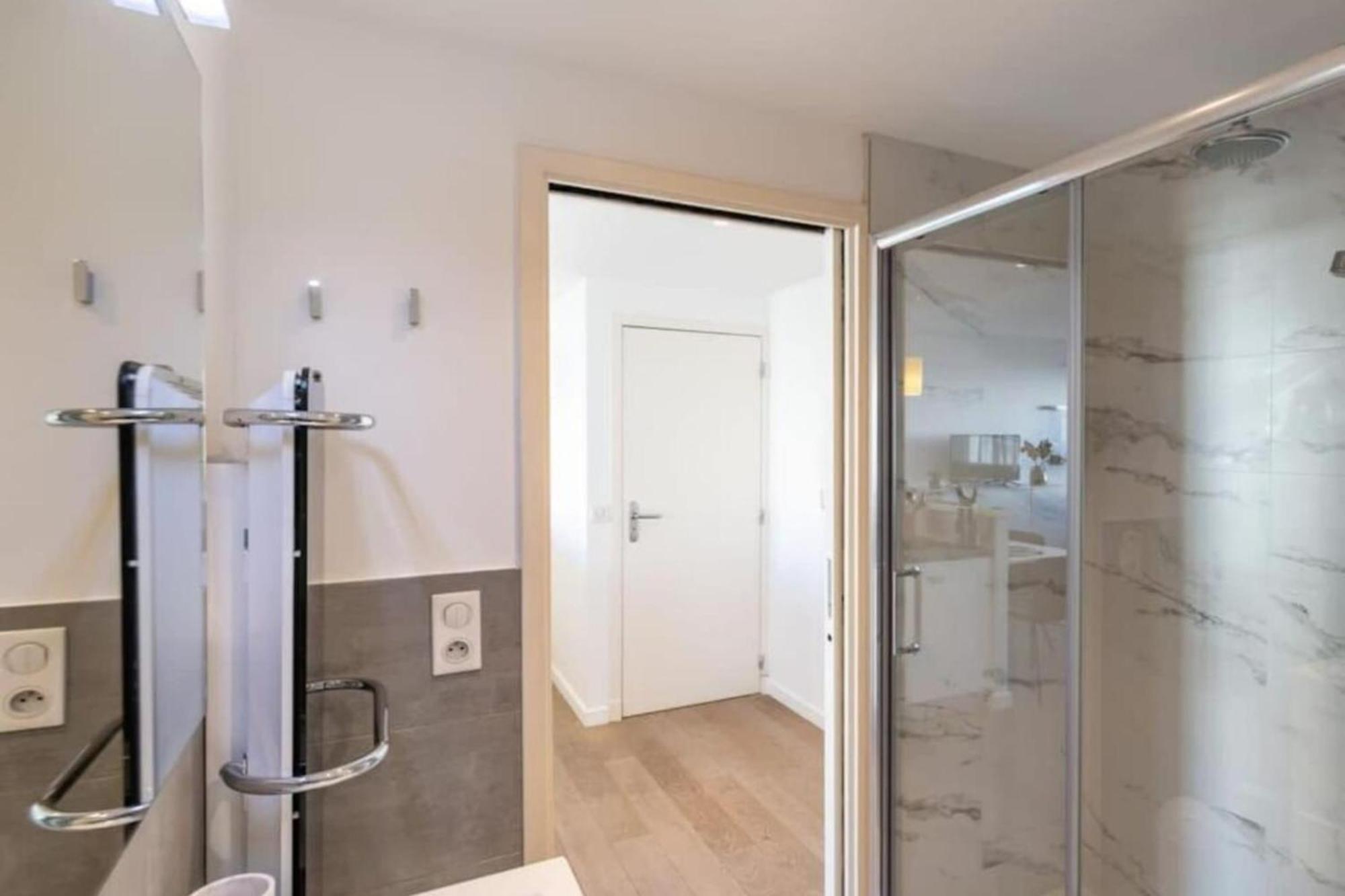 Apartment Joffre 2-4 - Bright 1 Bedroom Near Massena Nizza